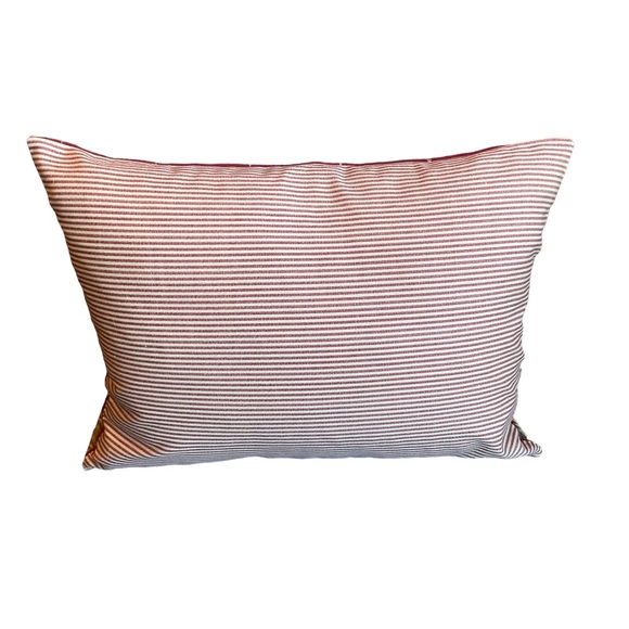 Custom Accent Pillow 19.5" X 14.5" (4 Available) - Picture 2 of 4